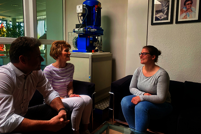 Thomas Fischer und Personalchefin Silke Dittmeier beschäftigen schon jetzt fünf schwerbehinderte Menschen. Gruppengespräch zwischen Thomas Fischer und Personalchefin Silke Dittmeier